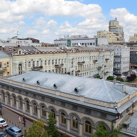 Chapayev Apartments Kiev Buitenkant foto