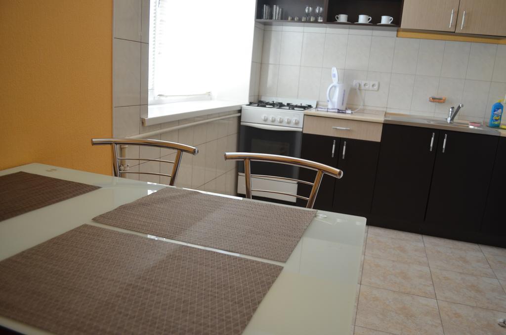 Chapayev Apartments Kiev Buitenkant foto